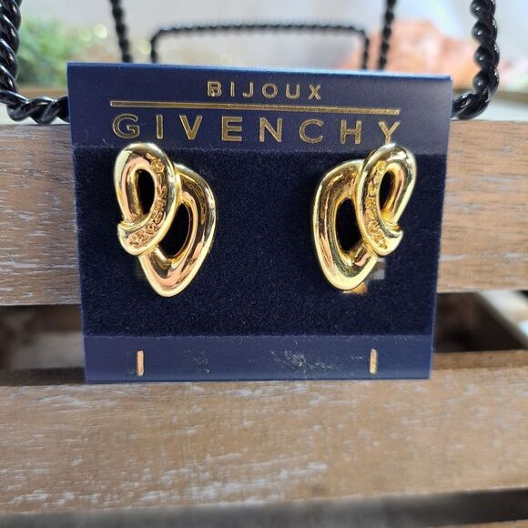 Authentic Givenchy  GOLD PLATED Clip On Earrings NEW AND GIFTABLE - Picture 6 of 10